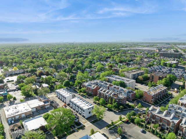 6342 Hennings Court, Morton Grove, IL 60053