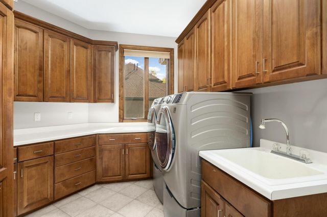 2437 Sunset Court, Little Canada, MN 55117