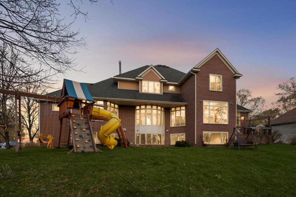 2437 Sunset Court, Little Canada, MN 55117 — photo 5