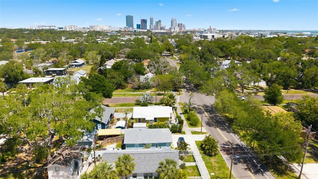 2005 3RD STREET S, St Petersburg, FL 33705