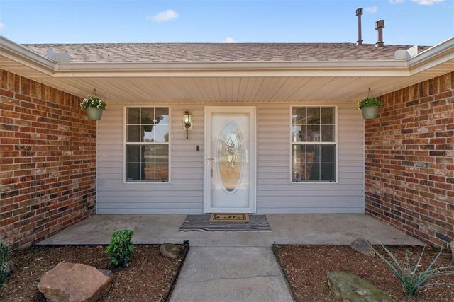 127 Steven Drive, Shawnee, OK 74804