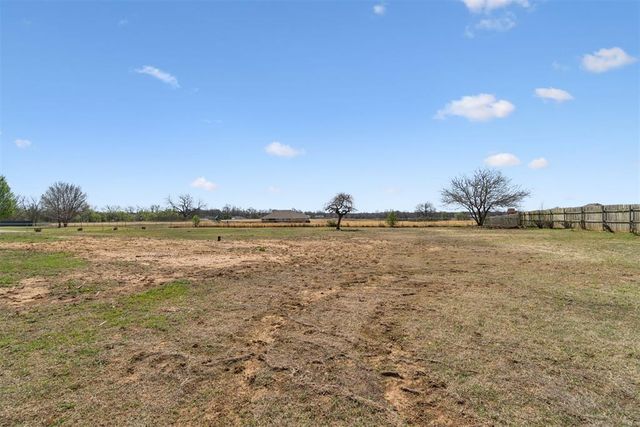 127 Steven Drive, Shawnee, OK 74804