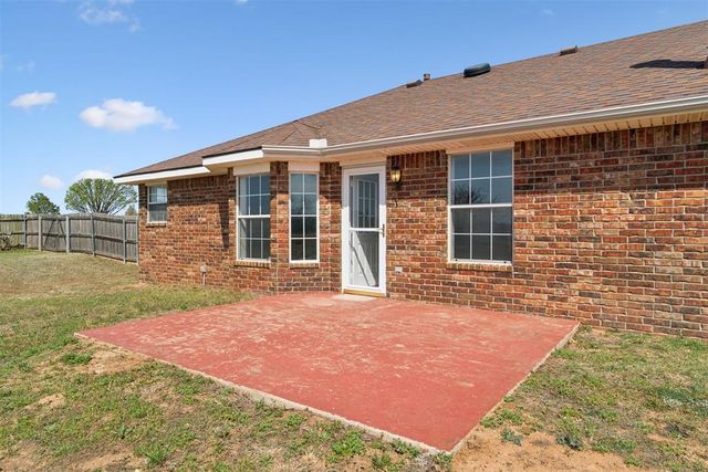 127 Steven Drive, Shawnee, OK 74804