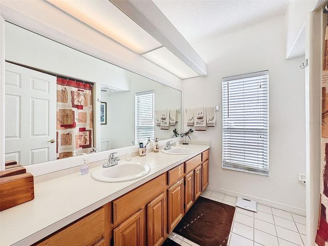 8530 CORAL CREEK LOOP, Hudson, FL 34667