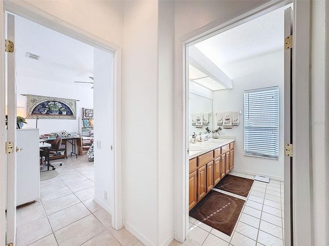 8530 CORAL CREEK LOOP, Hudson, FL 34667