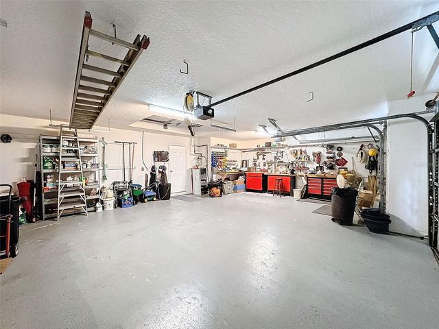 8530 CORAL CREEK LOOP, Hudson, FL 34667