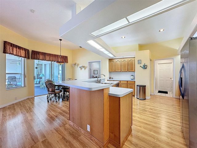 8530 CORAL CREEK LOOP, Hudson, FL 34667