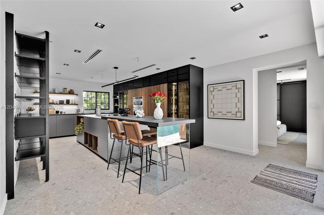 2500 Bayview Drive, Fort Lauderdale, FL 33305