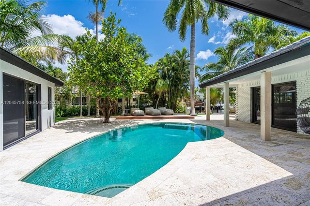 2500 Bayview Drive, Fort Lauderdale, FL 33305