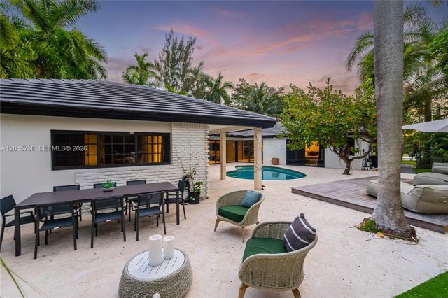 2500 Bayview Drive, Fort Lauderdale, FL 33305