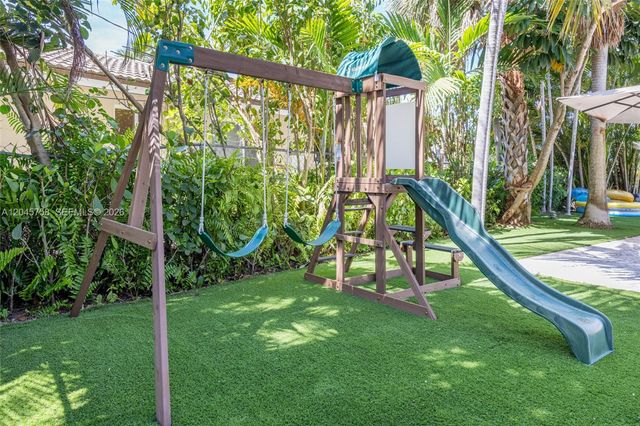 2500 Bayview Drive, Fort Lauderdale, FL 33305