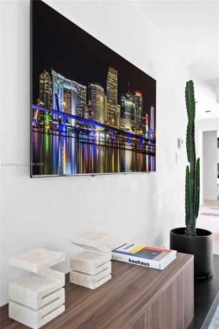 2500 Bayview Drive, Fort Lauderdale, FL 33305