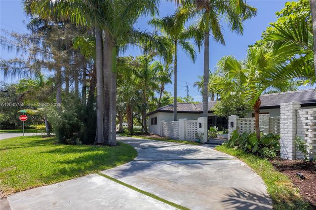 2500 Bayview Drive, Fort Lauderdale, FL 33305