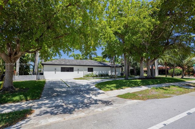 2500 Bayview Drive, Fort Lauderdale, FL 33305