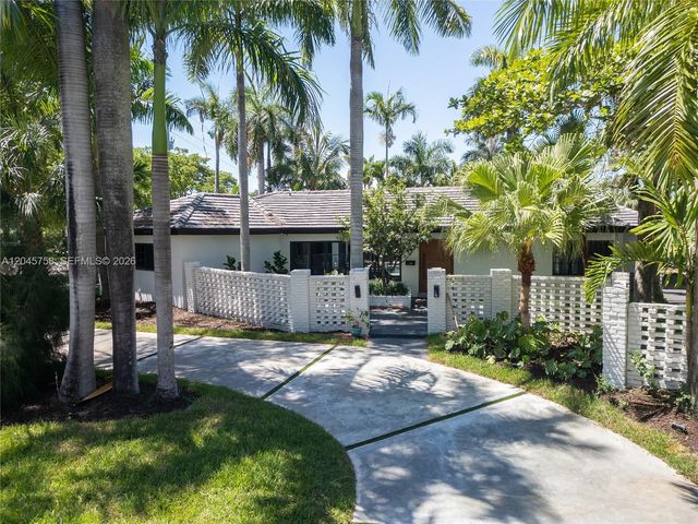 2500 Bayview Drive, Fort Lauderdale, FL 33305