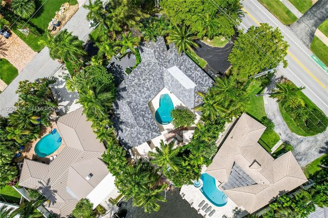 2500 Bayview Drive, Fort Lauderdale, FL 33305