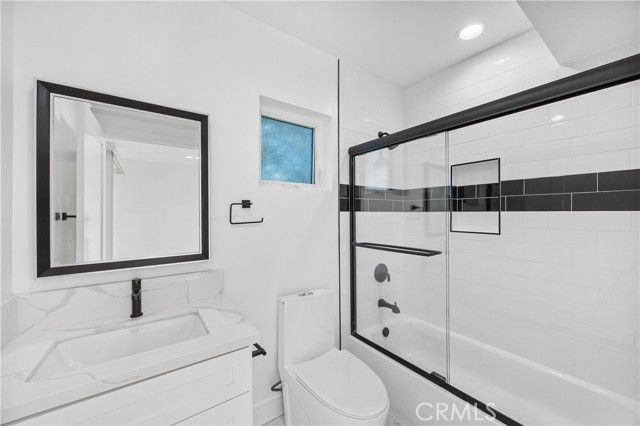 14420 Tiara, Van Nuys (los Angeles), CA 91401