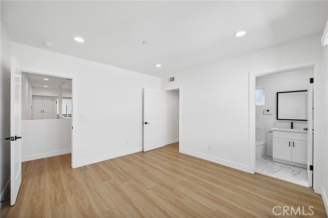 14420 Tiara, Van Nuys (los Angeles), CA 91401