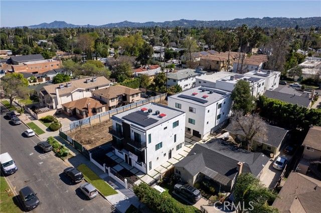 14420 Tiara, Van Nuys (los Angeles), CA 91401