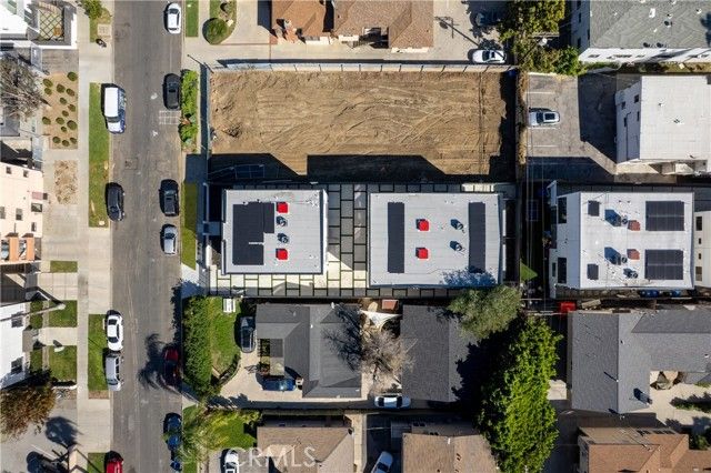 14420 Tiara, Van Nuys (los Angeles), CA 91401