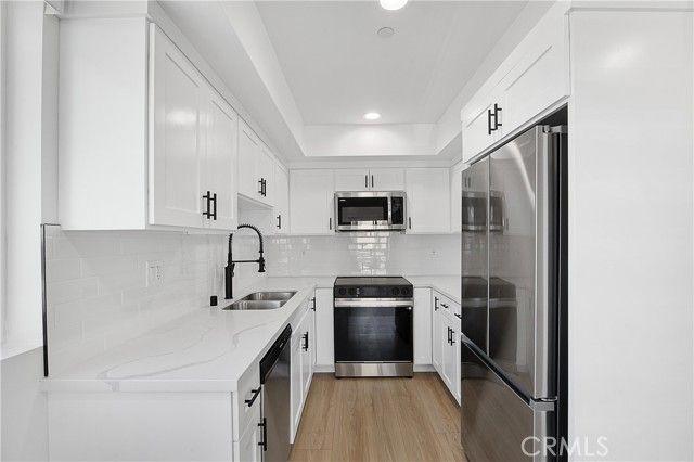 14420 Tiara, Van Nuys (los Angeles), CA 91401