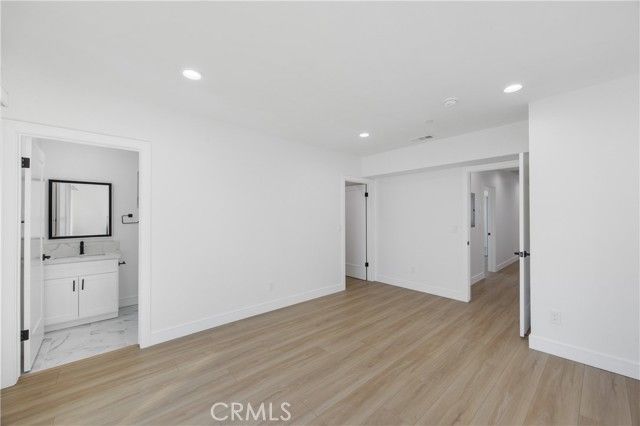 14420 Tiara, Van Nuys (los Angeles), CA 91401