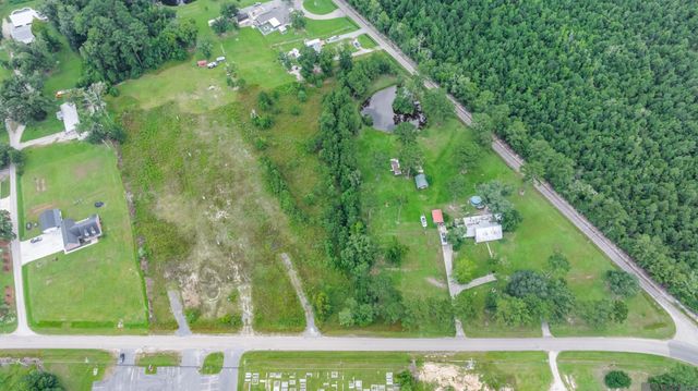ML 3 Red Oak Rd, Livingston, LA 70754