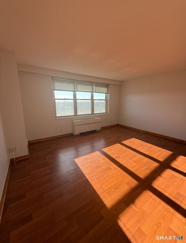 2625 Park Avenue 9C, Bridgeport, CT 06604