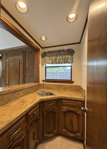 4220 Brooktree Lane, Dallas, TX 75287