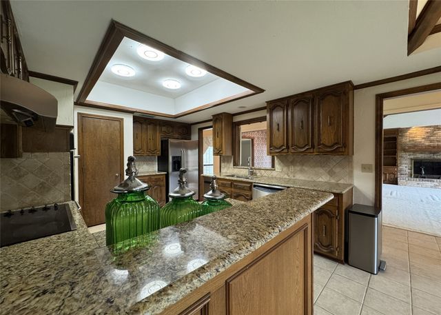 4220 Brooktree Lane, Dallas, TX 75287