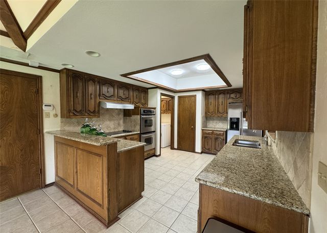 4220 Brooktree Lane, Dallas, TX 75287