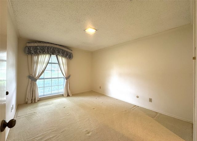 4220 Brooktree Lane, Dallas, TX 75287