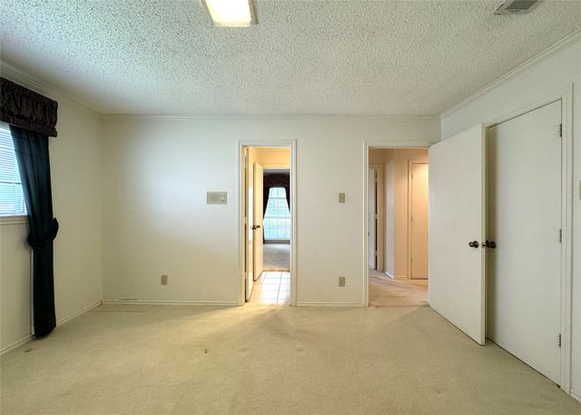 4220 Brooktree Lane, Dallas, TX 75287