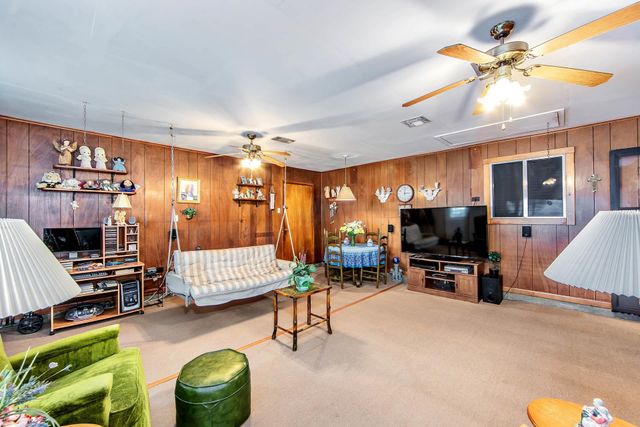 1115 Maxine St, Houma, LA 70363