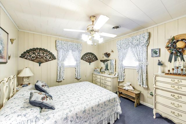 1115 Maxine St, Houma, LA 70363