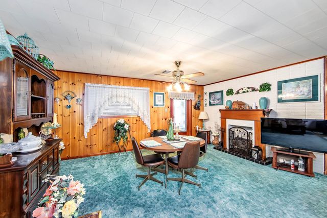 1115 Maxine St, Houma, LA 70363