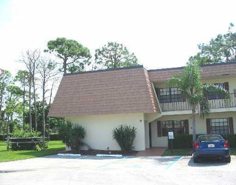 4101 Oak Terrace Drive, Greenacres, FL 33463