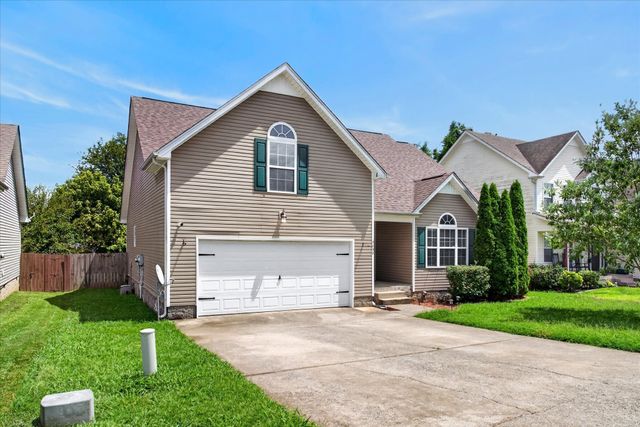 3697 Nadia Drive, Clarksville, TN 37040