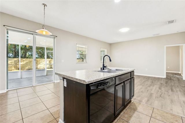 109 Pine Bluff Blvd W, Kingsland, GA 31548