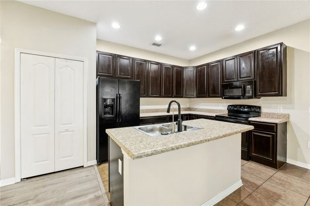 109 Pine Bluff Blvd W, Kingsland, GA 31548