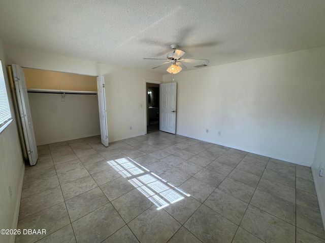 319 Cavanah Dr Apt B, Holly Hill, FL 32117