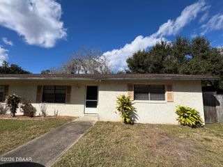 319 Cavanah Dr Apt B, Holly Hill, FL 32117