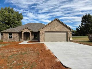 413 E Cole, Fletcher, OK 73541