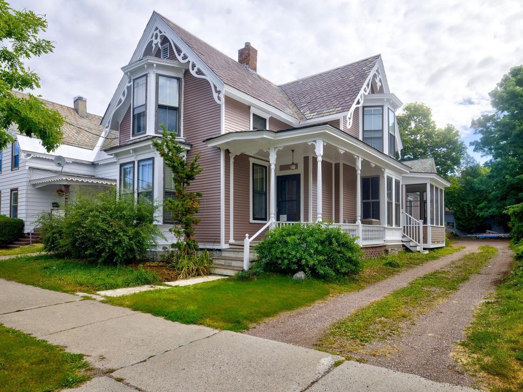 42 Elmwood Avenue, Burlington, VT 05401