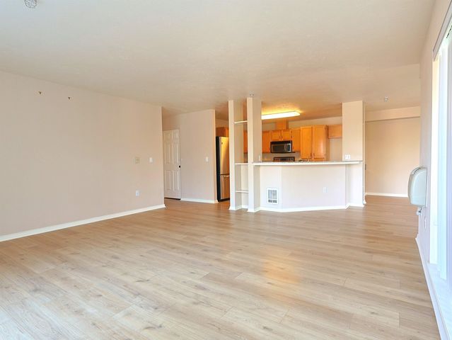 930 S COWLEY St, Spokane, WA 99202