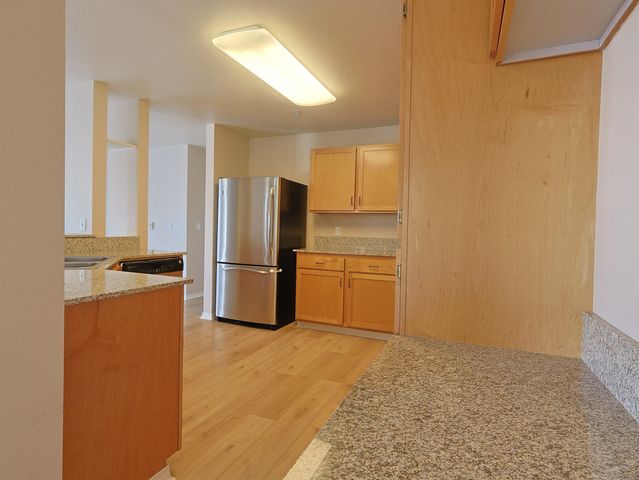 930 S COWLEY St, Spokane, WA 99202