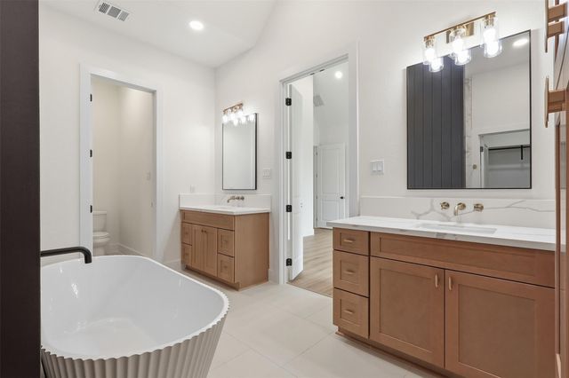 467 Springfield Trail, Angleton, TX 77515