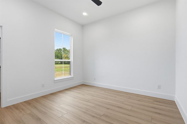 467 Springfield Trail, Angleton, TX 77515