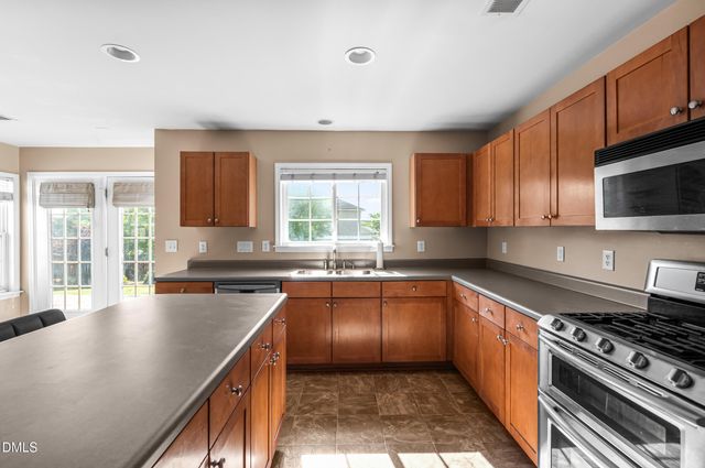 301 Ashburn Lane, Durham, NC 27703