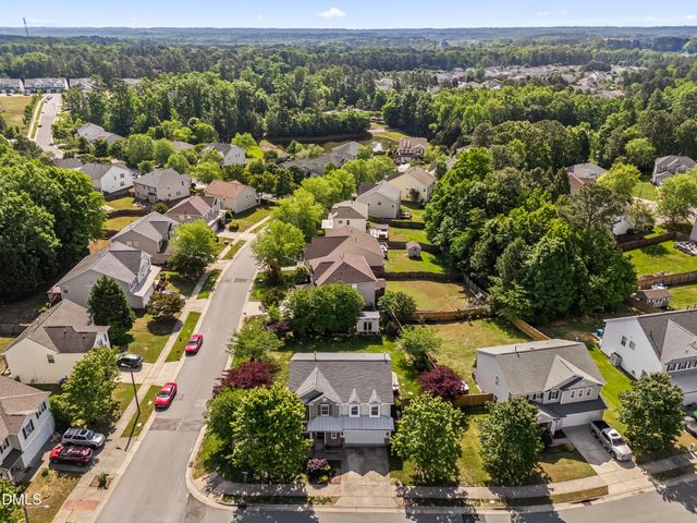 301 Ashburn Lane, Durham, NC 27703
